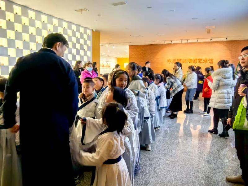 文化赋能：越西县魔创文旅挖掘城市文化资源的实践探索